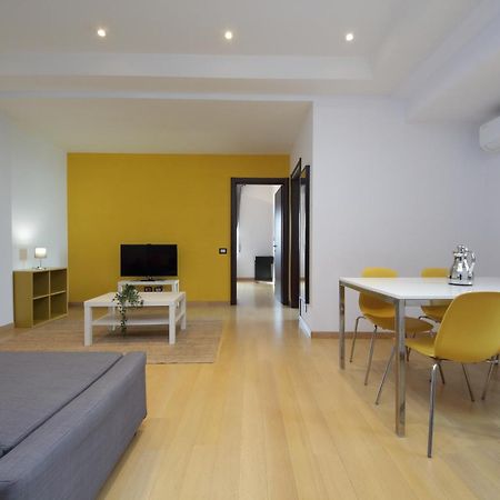 Cozy And Comfy Apartment In Piramide Metro Stop Rome Luaran gambar