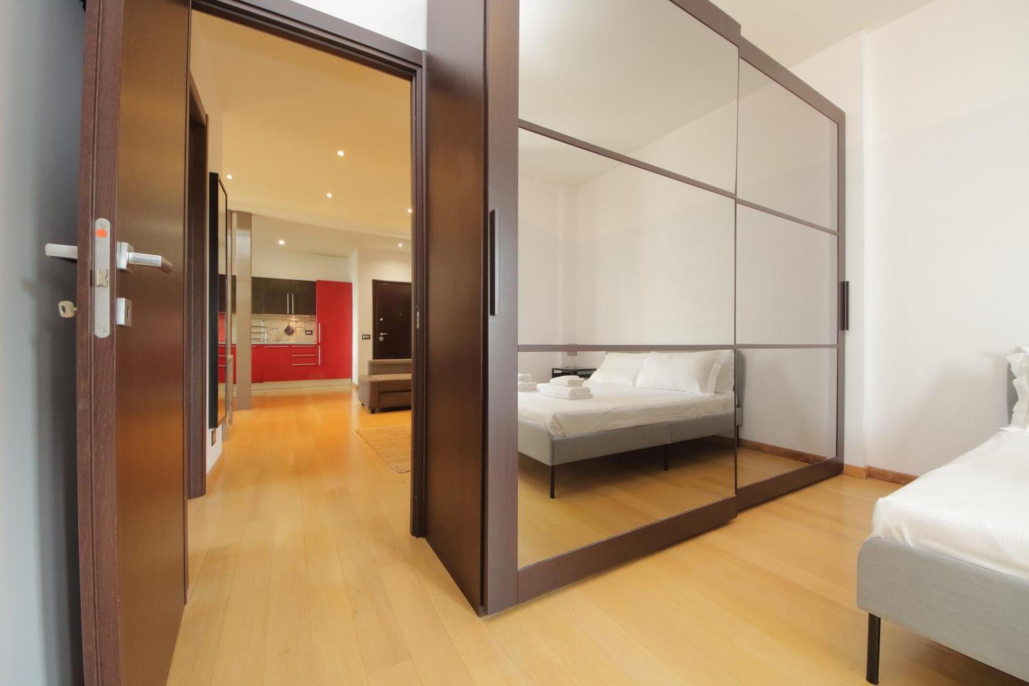 Cozy And Comfy Apartment In Piramide Metro Stop Rome Luaran gambar